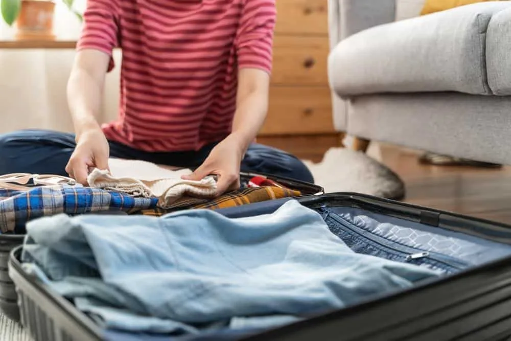 Voyager léger : 5 astuces et conseils pour partir avec seulement un bagage cabine astuces voyager bagage cabine